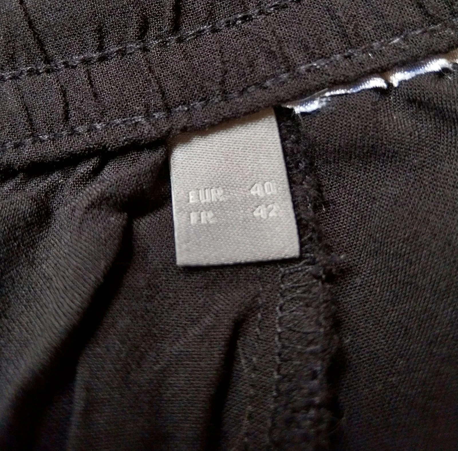 Pantalón ligero negro con cintura elástica C&A Talla 42 – photo 6